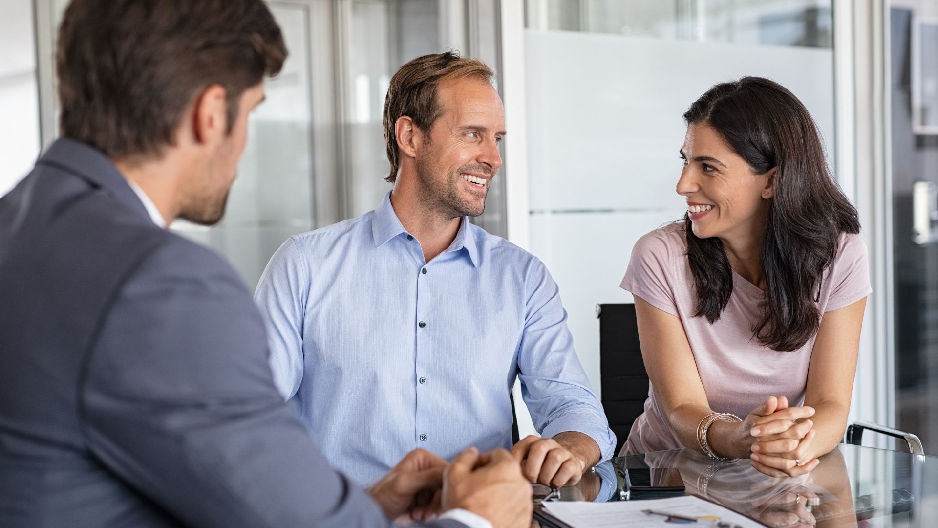 Conseiller multi-canal de clientèle particuliers en banque assurance